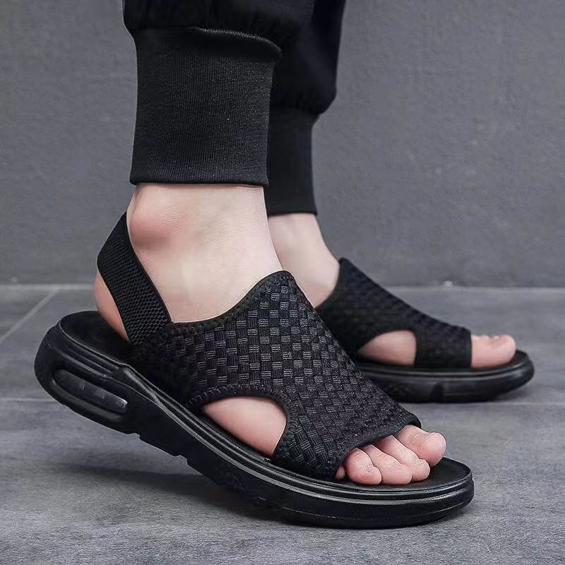 Soft Sole Woven Sandals [Black color]