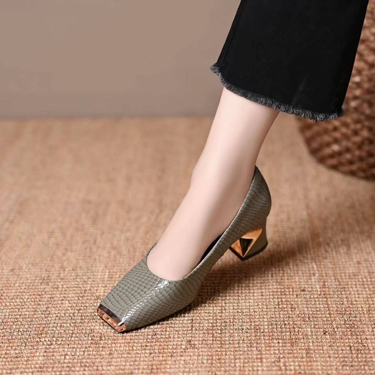 Women’s Metal-Toe Chunky Heels